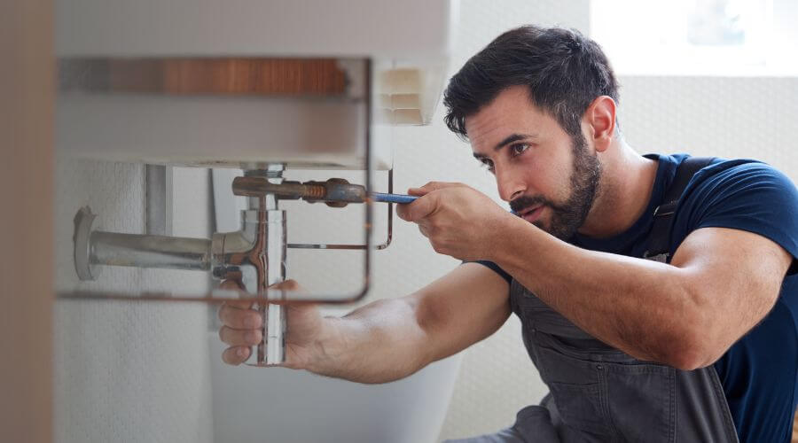 Professional water heater installation services in Dunkirk, MD